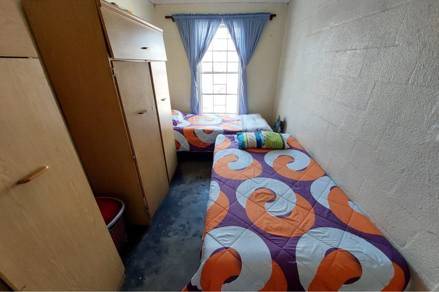 2 Bedroom Property for Sale in Rocklands Western Cape